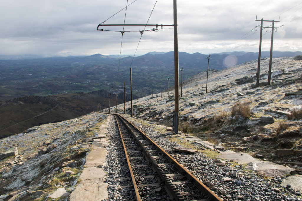 Rails du petit train de la Rhune